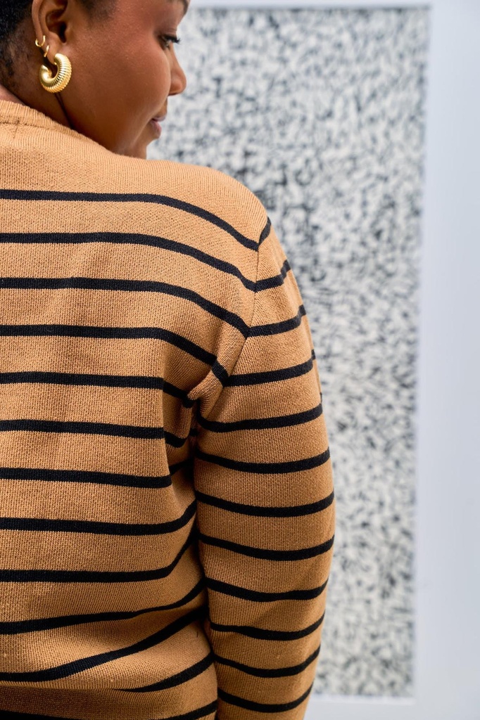 ShaniCrewNeckSweaterThisIsEssentialKnitwearStripedToffeeandBlack3.jpg