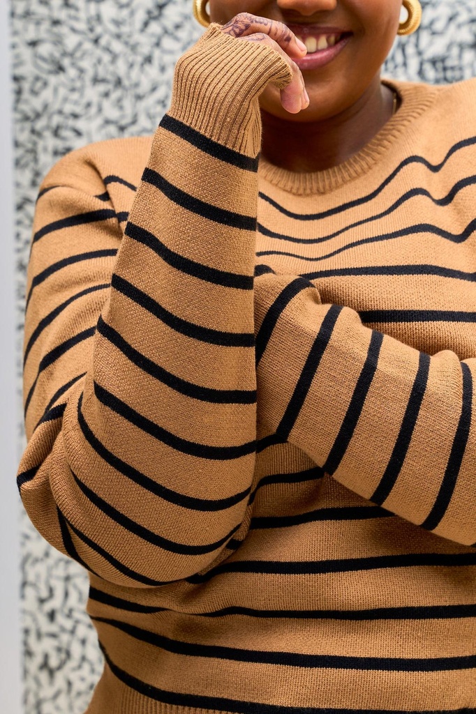 ShaniCrewNeckSweaterThisIsEssentialKnitwearStripedToffeeandBlack4.jpg