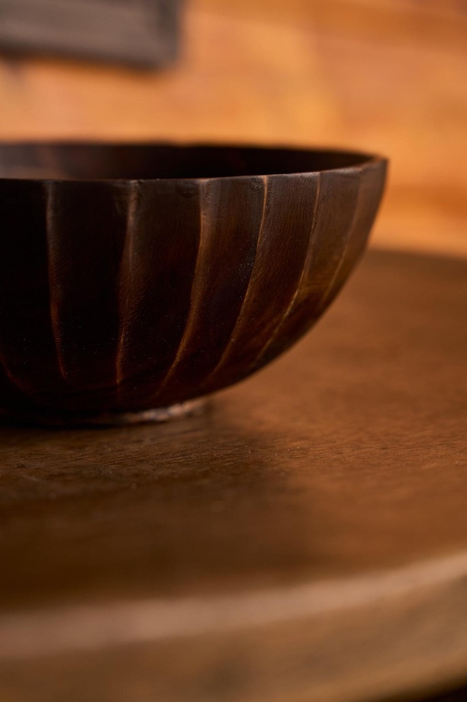 CaraPleatedDecorativeHandmadeWoodBowlThisIsEssential4.jpg