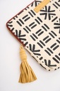13_LaptopSleeve-IkwettaxThisIsEssential7.jpg