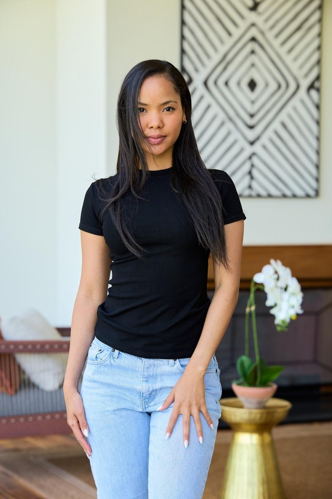 SignatureShortSleeveCrewNeckTeeThisIsEssential-Black3.jpg