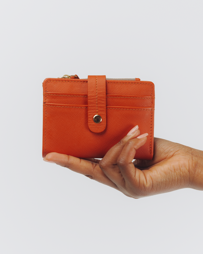 CompactBifoldWallet-SaffianoOrange5.png