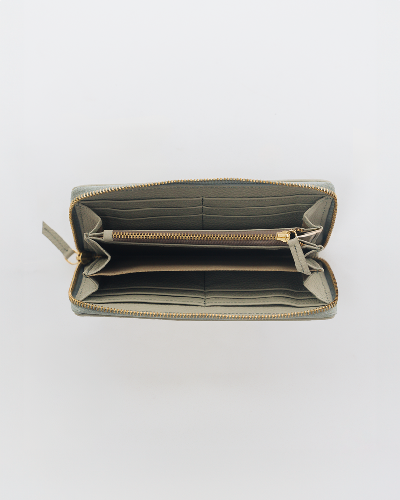 Essential_Zip_Wallet_-_Paloma_Grey_3.png