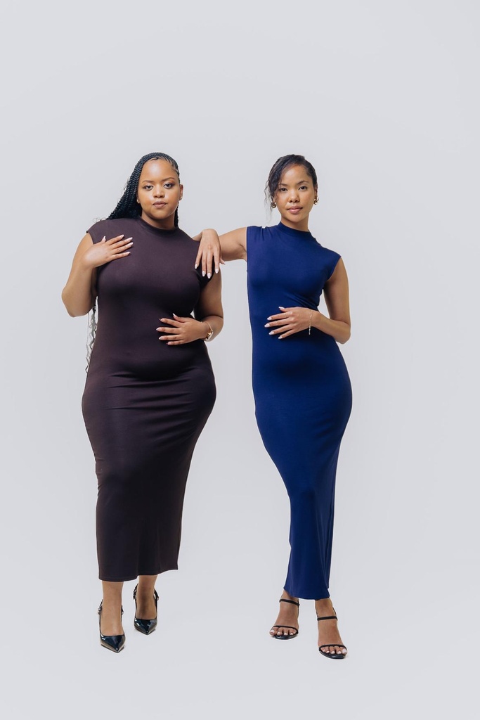 Vivo_x_This_Is_Essential_The_Essential_Midi_Dress_Chocolate_1.jpg