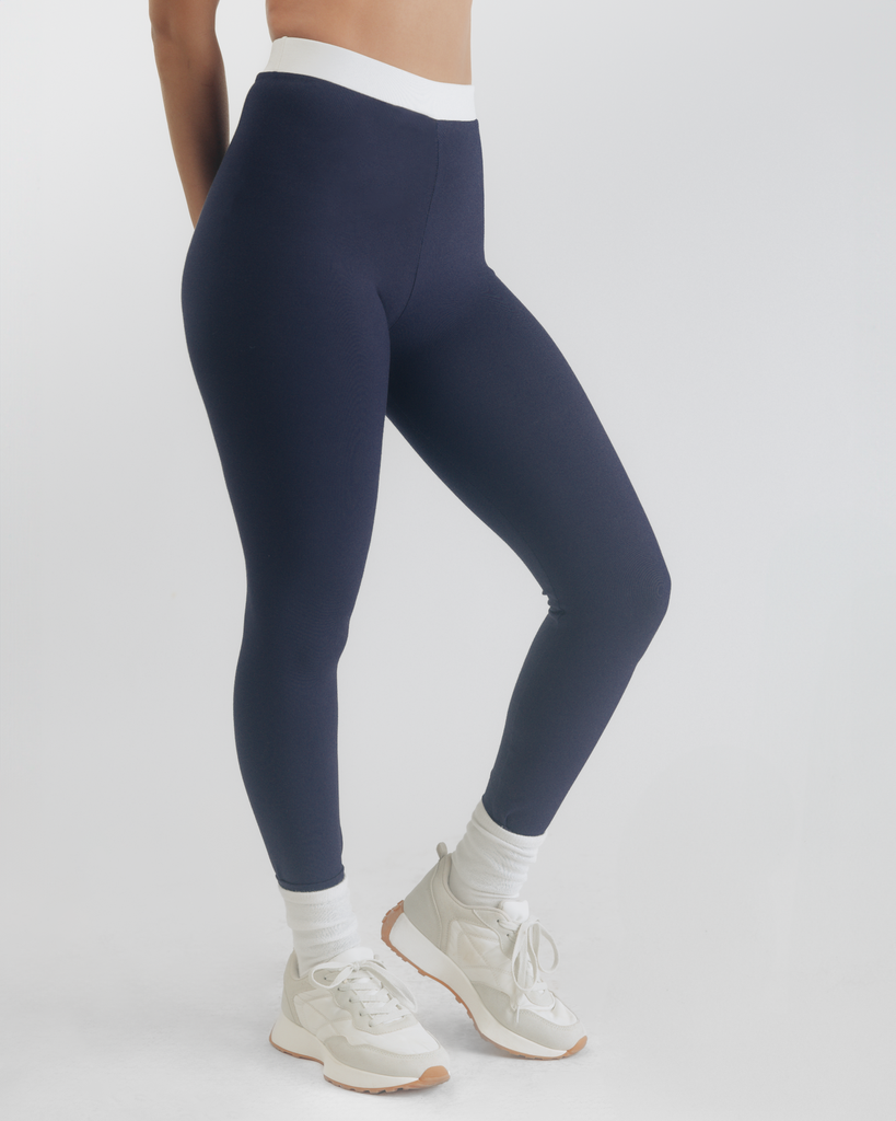 Navy_V_Neck_Leggings_Vivo_x_This_Is_Essential_3_5b64f140-689b-47df-94c9-97908ecb2243.png