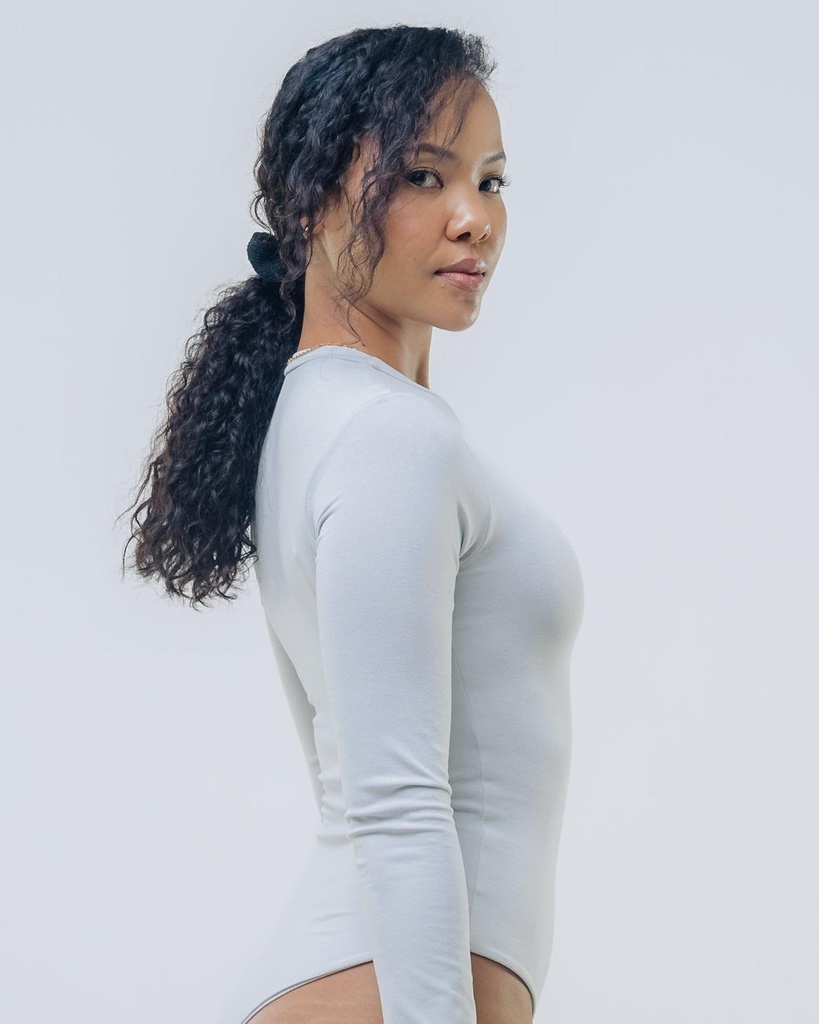 Vivo_x_This_Is_Essential_Long_Sleeve_Crew_Neck_Bodysuit_Grey_6.jpg