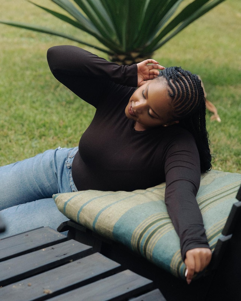 Vivo_x_This_Is_Essential_Long_Sleeve_Crew_Neck_Bodysuit_Chocolate_9.jpg