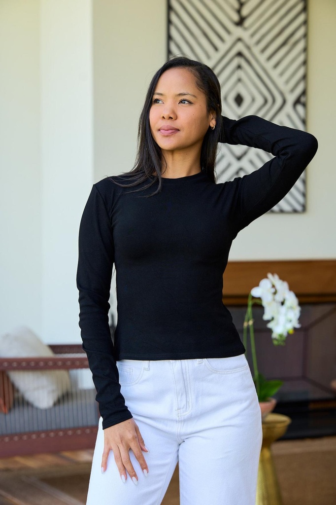 SignatureLongSleeveCrewNeckTeeThisIsEssential-Black2.jpg
