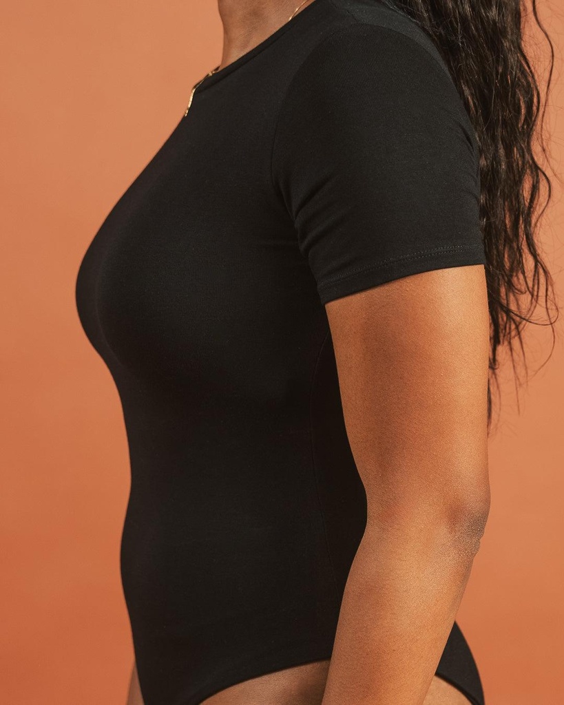 VivoxThisisEssentialCrewNeckBodysuitBlack4.jpg