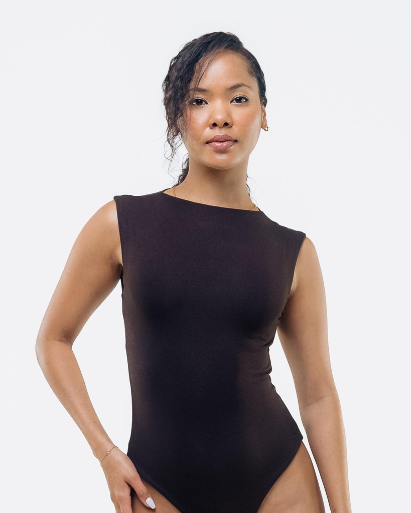 Vivo_x_This_Is_Essential_Boat_Neck_Bodysuit_Chocolate_2_7c77c5e4-d571-4301-ad56-1d37d4b73242.jpg