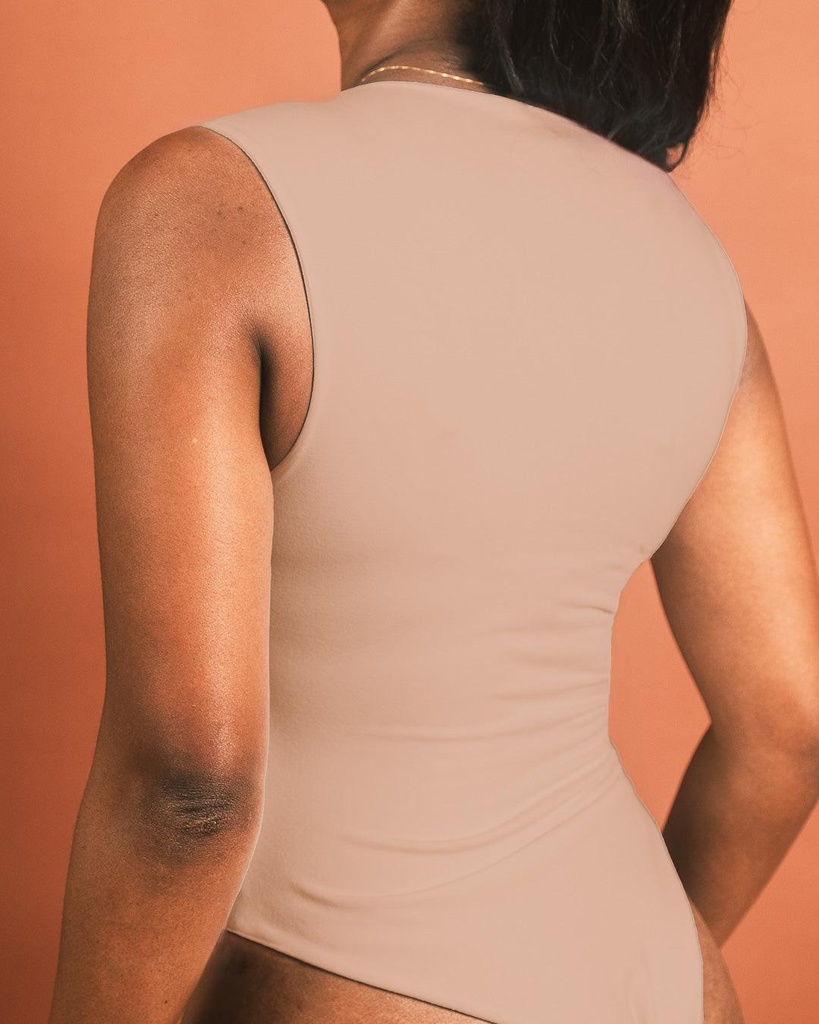 Vivo_x_This_Is_Essential_Boat_Neck_Bodysuit_-_Taupe_4.jpg