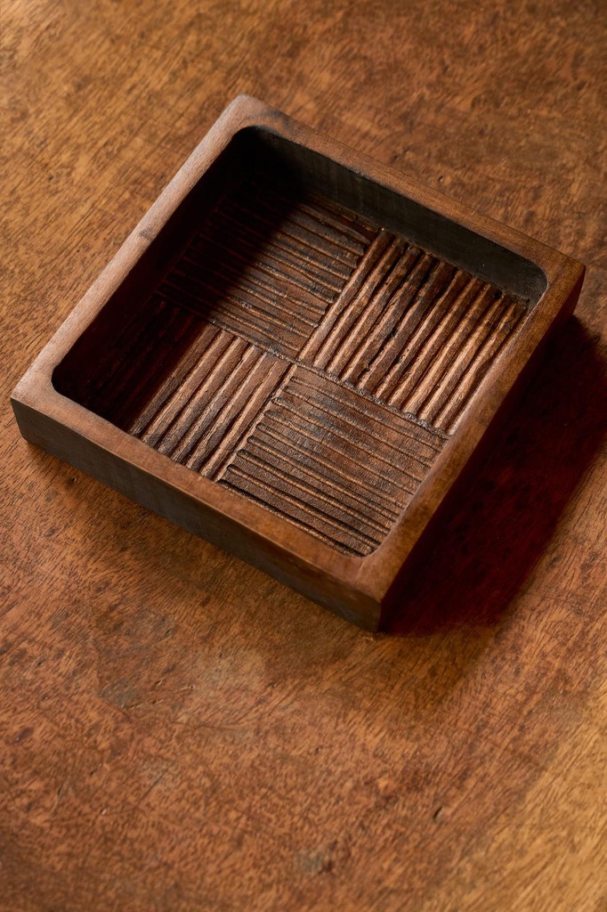 StariSquareWoodHandmadeWoodThisIsEssentialTray2.jpg