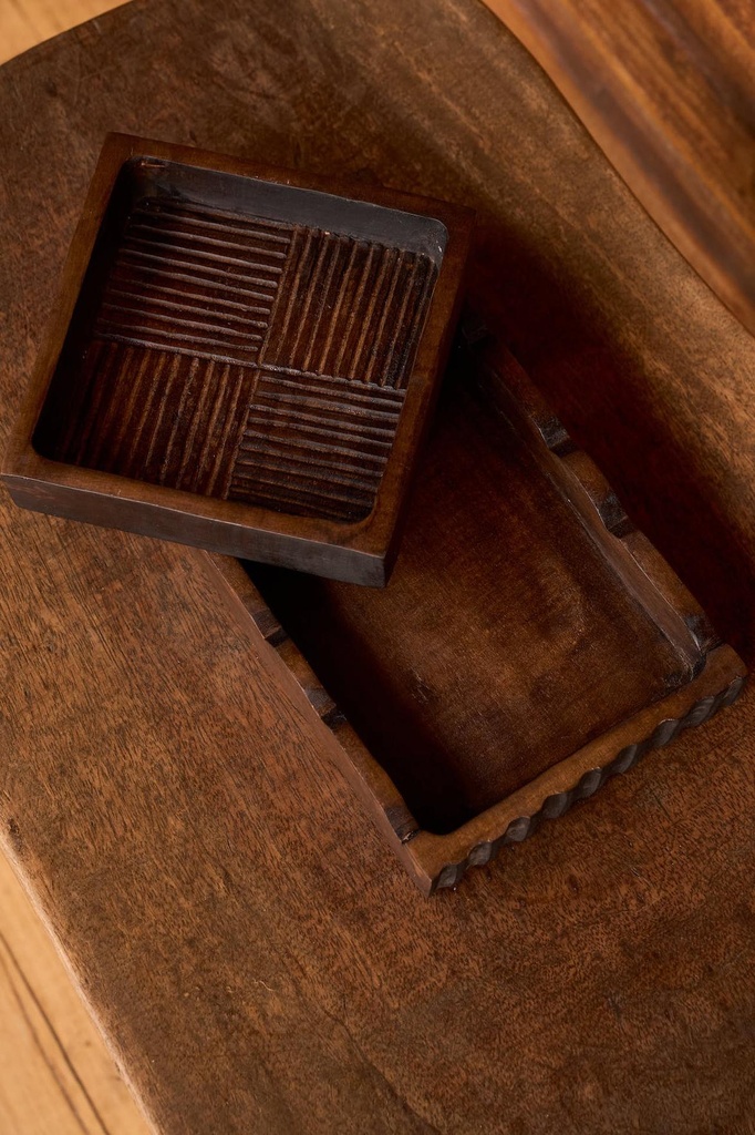 ShelaScallopedHandmadeWoodTrayThisIsEssential5.jpg