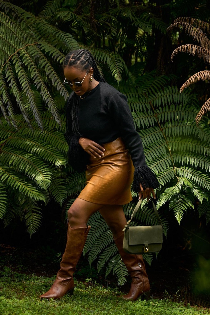 Nia_Fringe_Sweater_This_Is_Essential_Knitwear_Socials_1.jpg