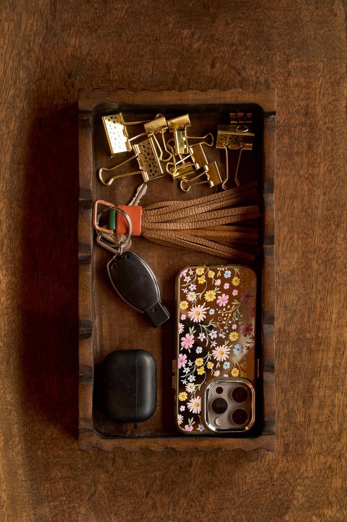 Shela Scalloped Wood Tray